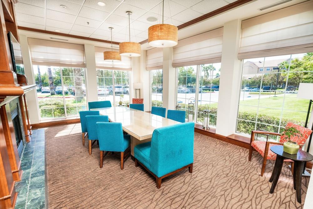Hilton Garden Inn Ontario Rancho Cucamonga Luaran gambar