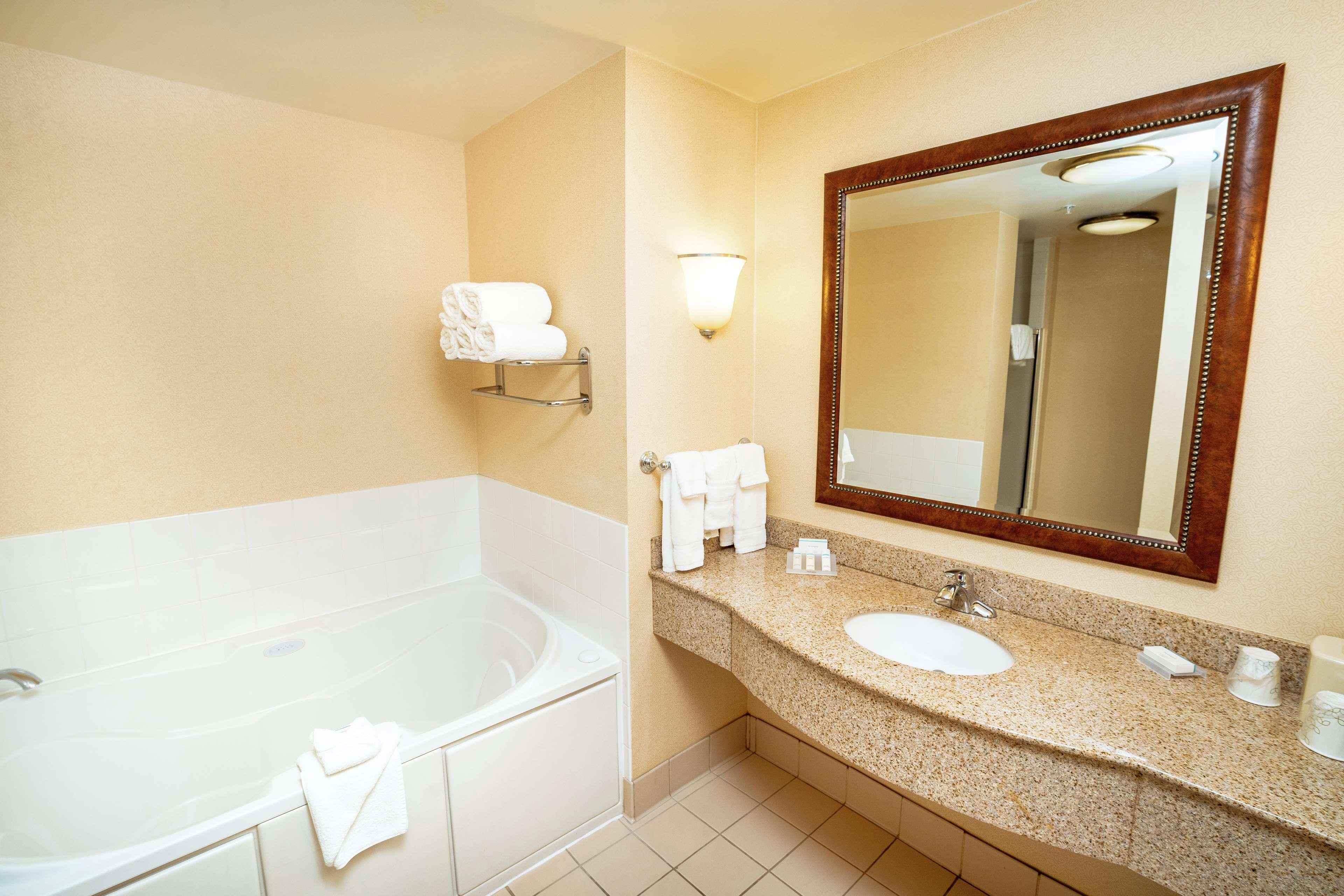 Hilton Garden Inn Ontario Rancho Cucamonga Luaran gambar