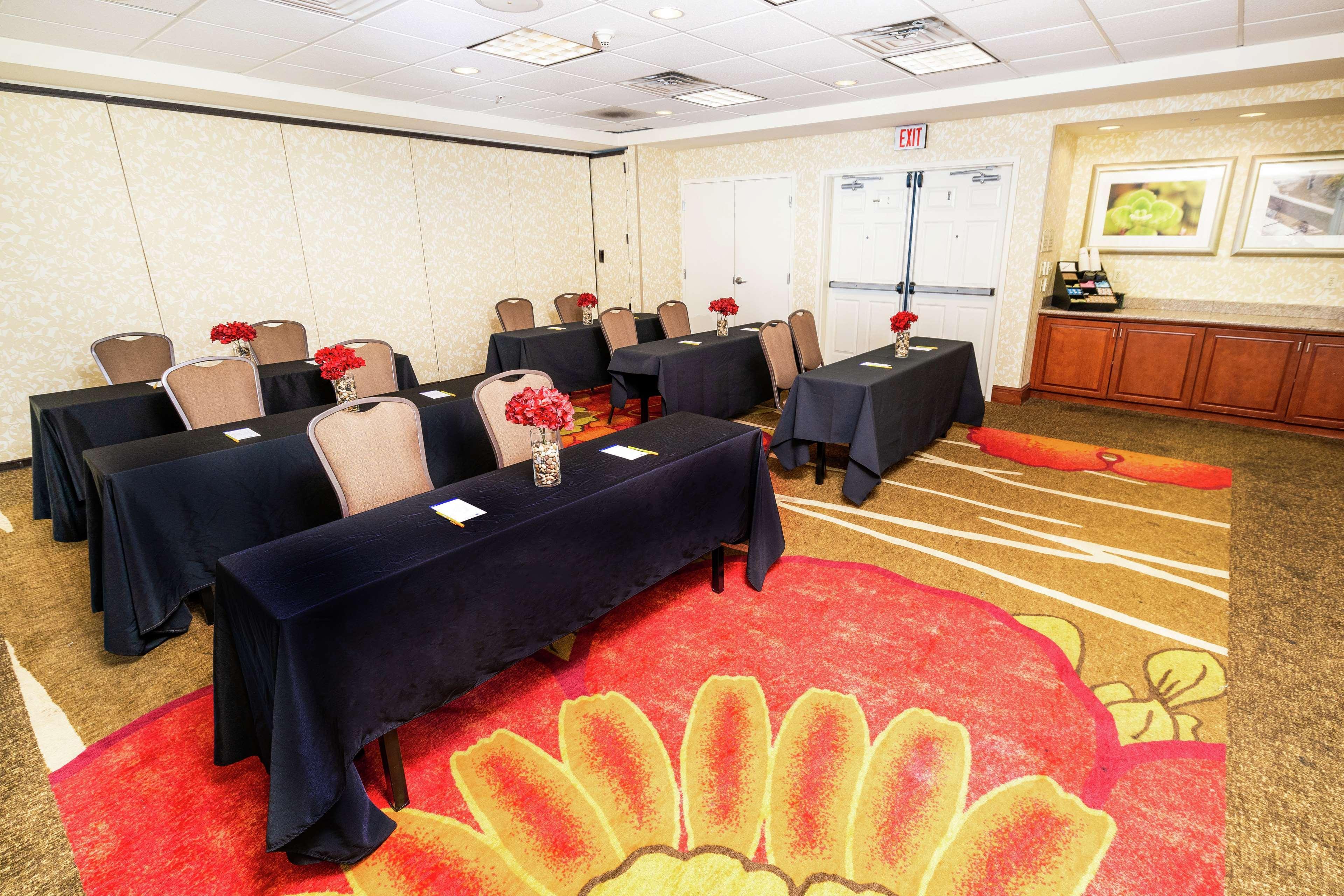 Hilton Garden Inn Ontario Rancho Cucamonga Luaran gambar